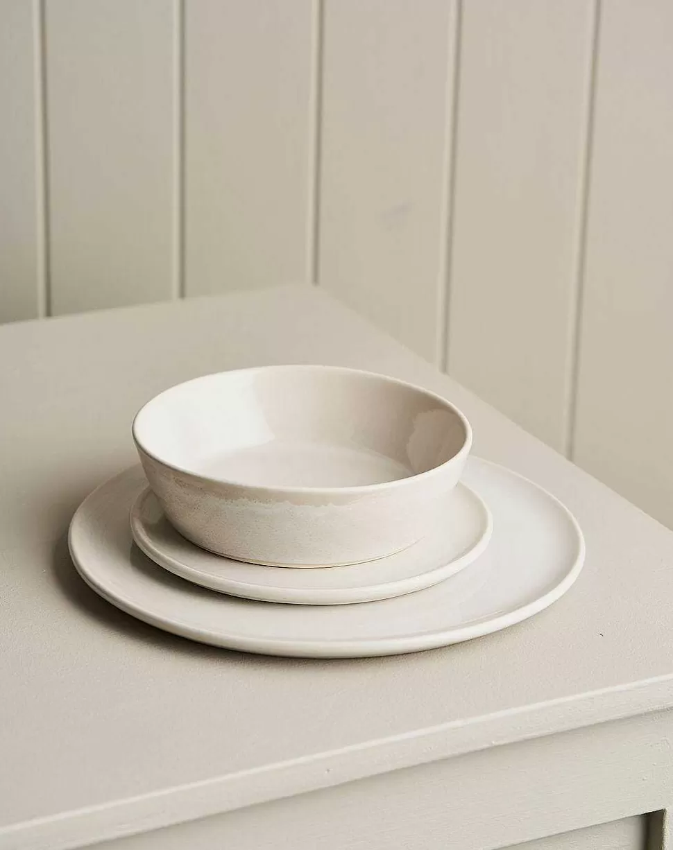 Plates-Robert Gordon Canvas Dinner Plate / Coast
